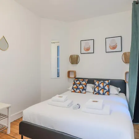Apartamento Cozy Parisian Retreat In The Heart Of The City